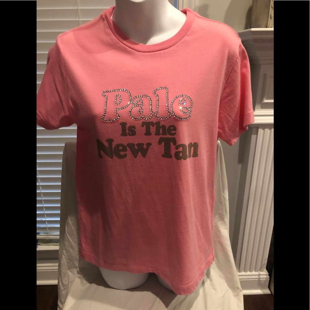 “Pale is the new tan” SS novelty T-shirt-Sz Large